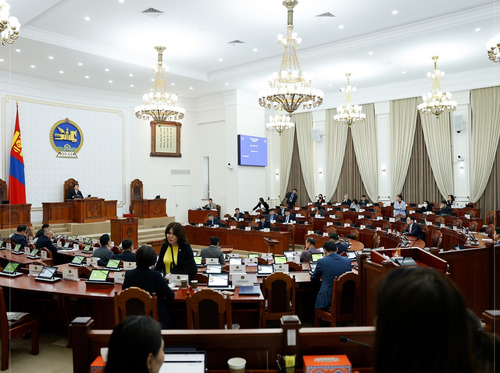 УИХ-ЫН 27 ГИШҮҮН ТОМИЛОЛТТОЙ, 13 ГИШҮҮН ЧӨЛӨӨТЭЙ БАЙНА